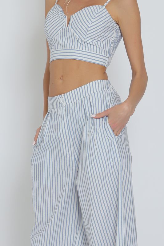Set top y pantalón de rayas azules