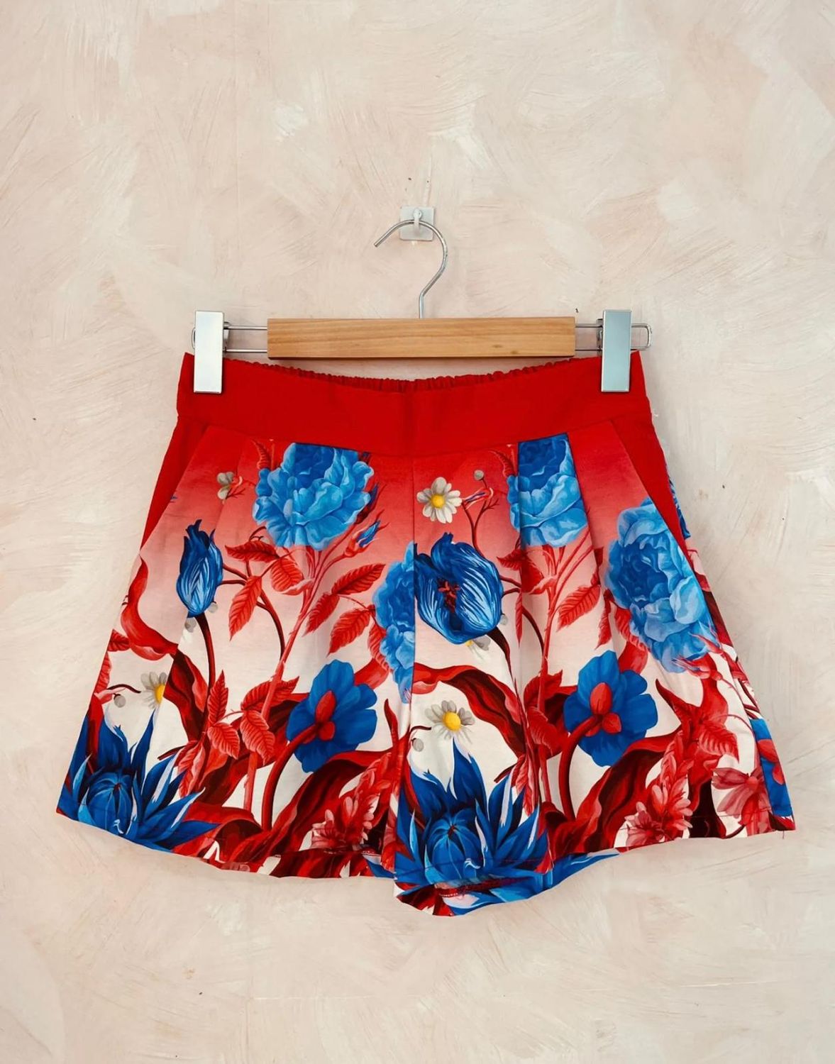 Short floral