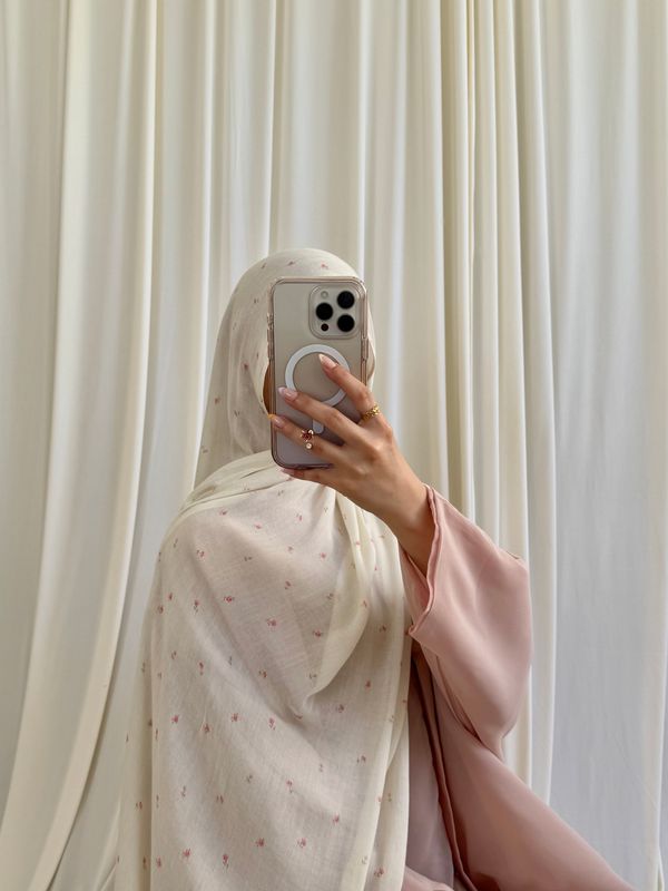 Tulip Modal Hijab