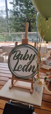 30CM ROUND BABY SHOWER SIGN - CUSTOM NAME