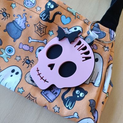 Skull with Bow Personalised Tag