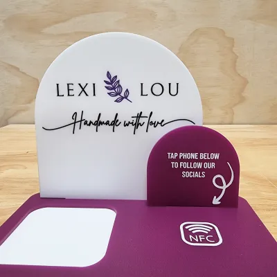 SQUARE DOCK WITH NFC INTEGRATED