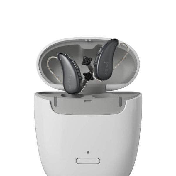 Signia Pure 7AX Rechargeable Hearing Aid Charge&amp;Go Kit
