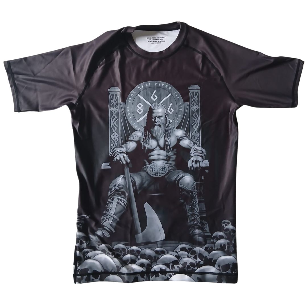 866 Conquer Rashguard