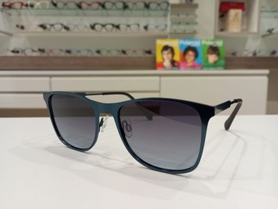 Pigreco da sole squadrato blu
