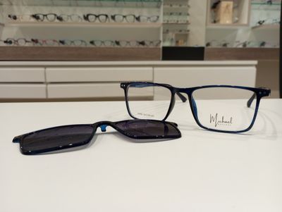 Michael Optical squadrato blu con clip-on Michael Optical squadrato blu con clip-on