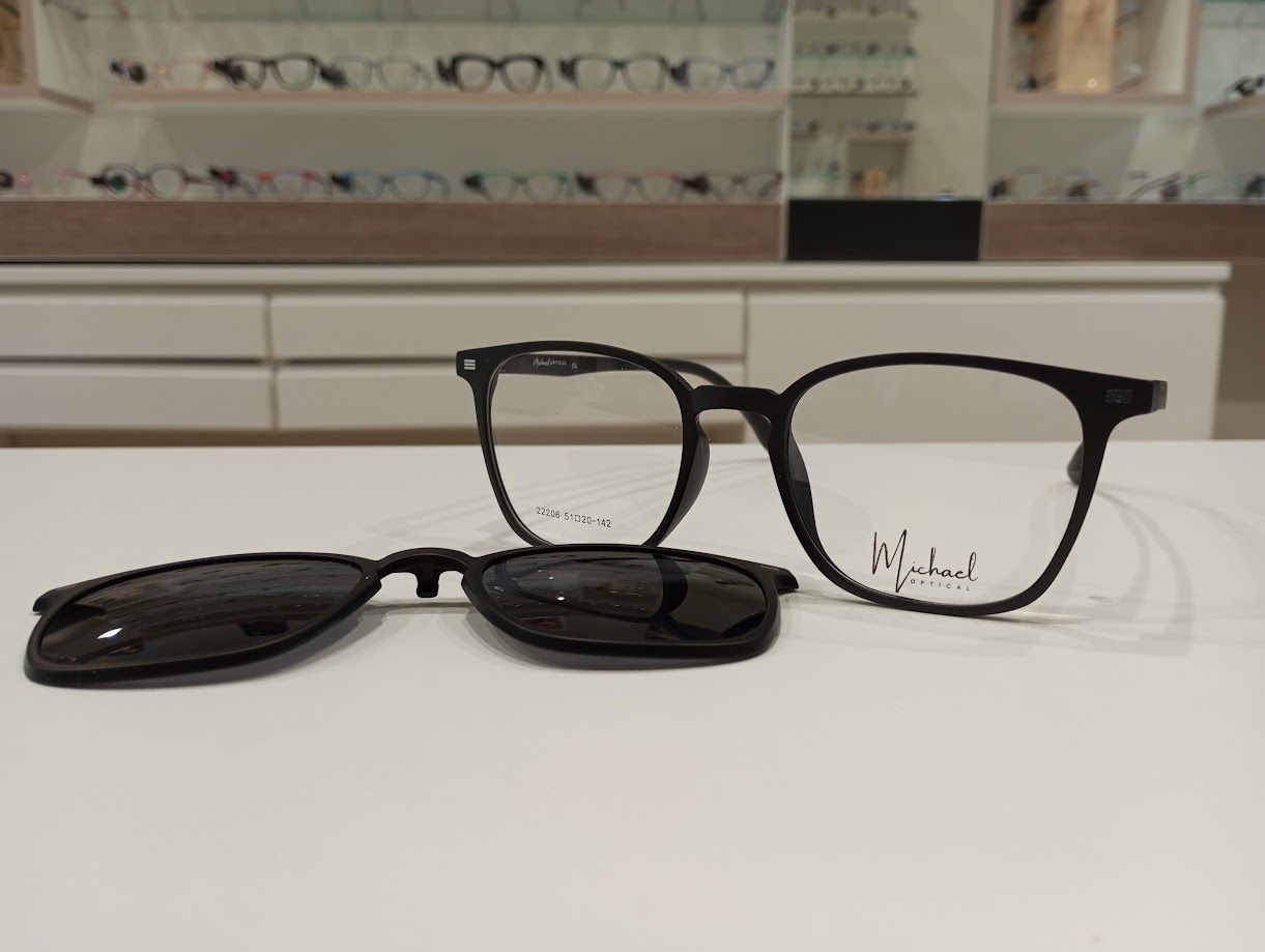 Michael Optical rotondo nero-argento con clip-on