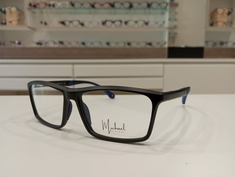 Michael Optical sport rettangolare nero-blu Michael Optical sport rettangolare nero-blu