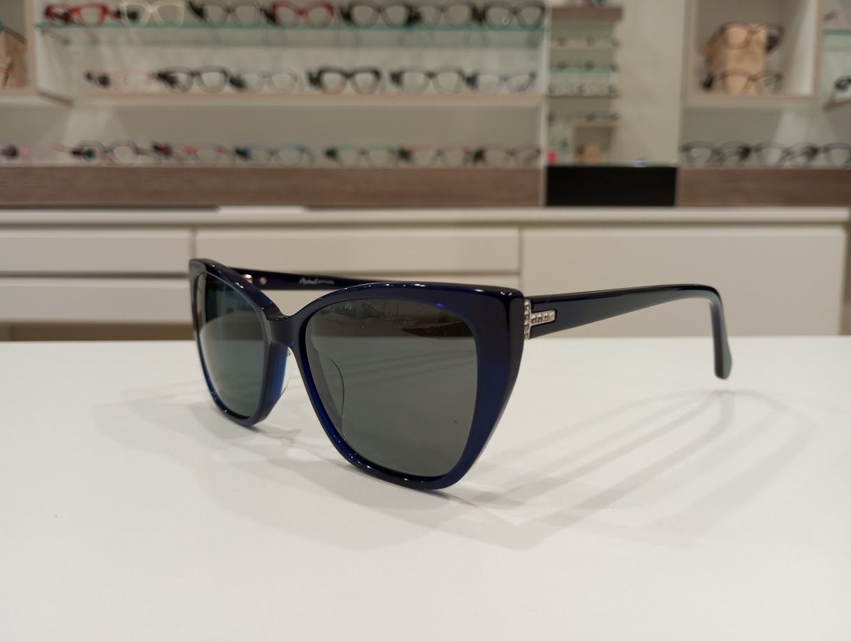 Michael Optical da sole a gatto blu con brillanti