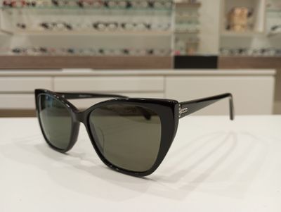 Michael Optical da sole a gatto nero con brillanti Michael Optical da sole a gatto nero con brillanti