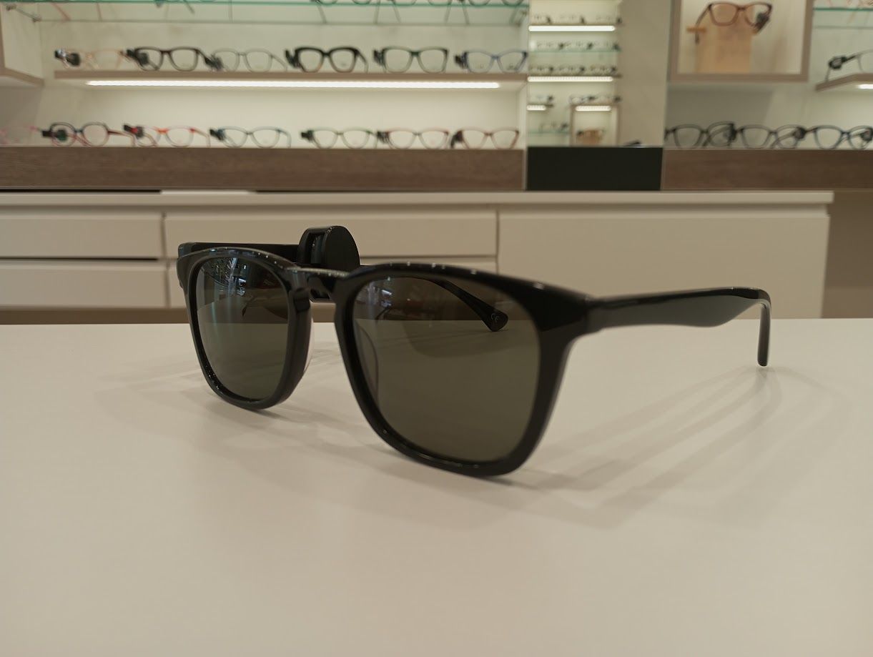 Michael Optical da sole a gatto nero