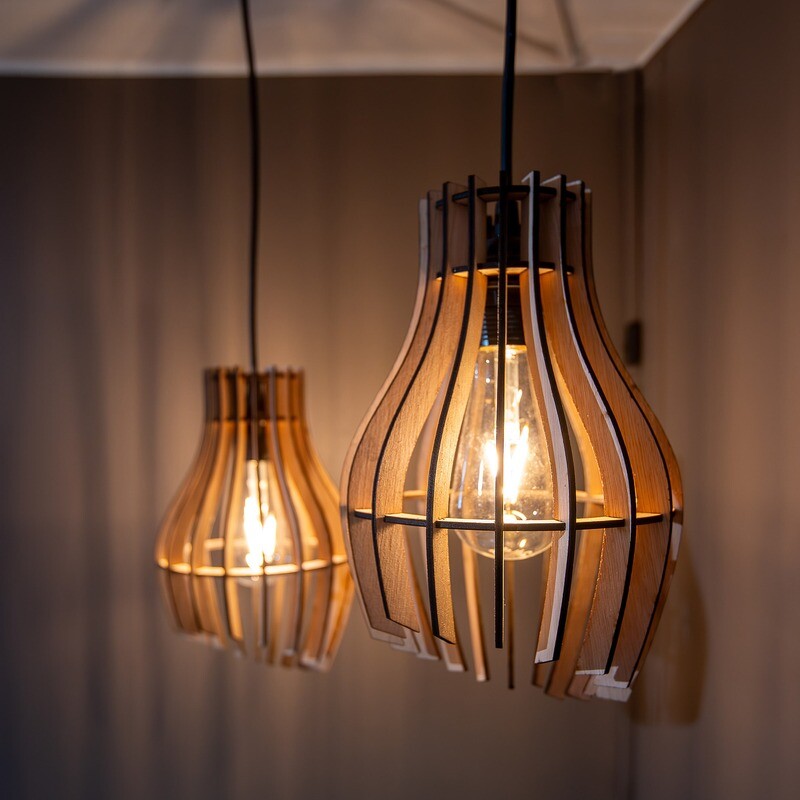 Puinen lampun varjostin, pisara