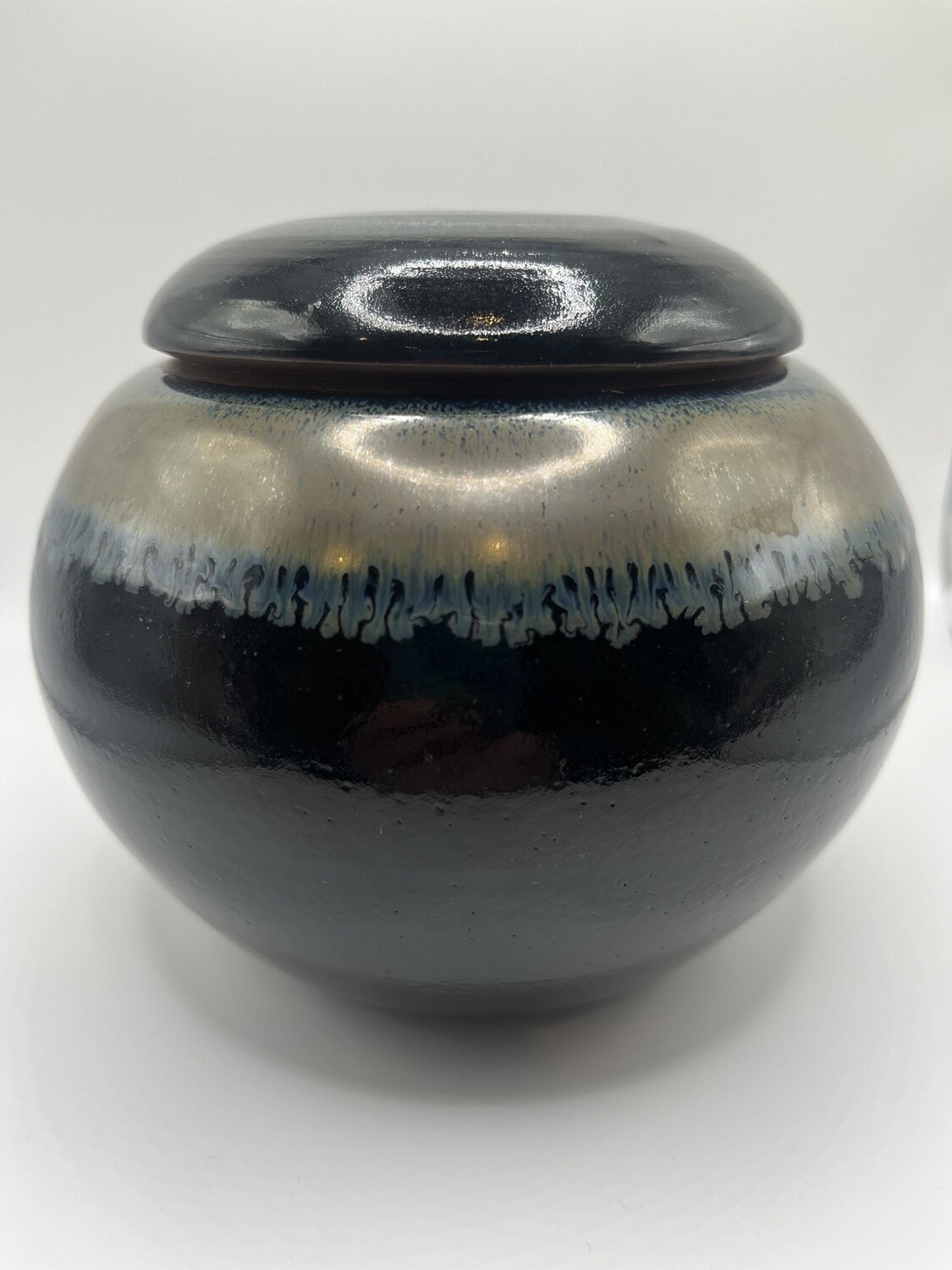 Black Swirl Lidded Container