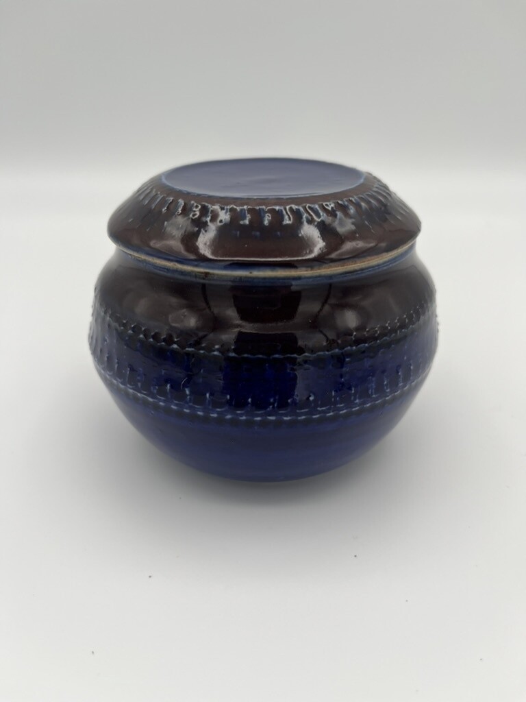 Small Cobalt Blue and Red Detailed Lidded Container