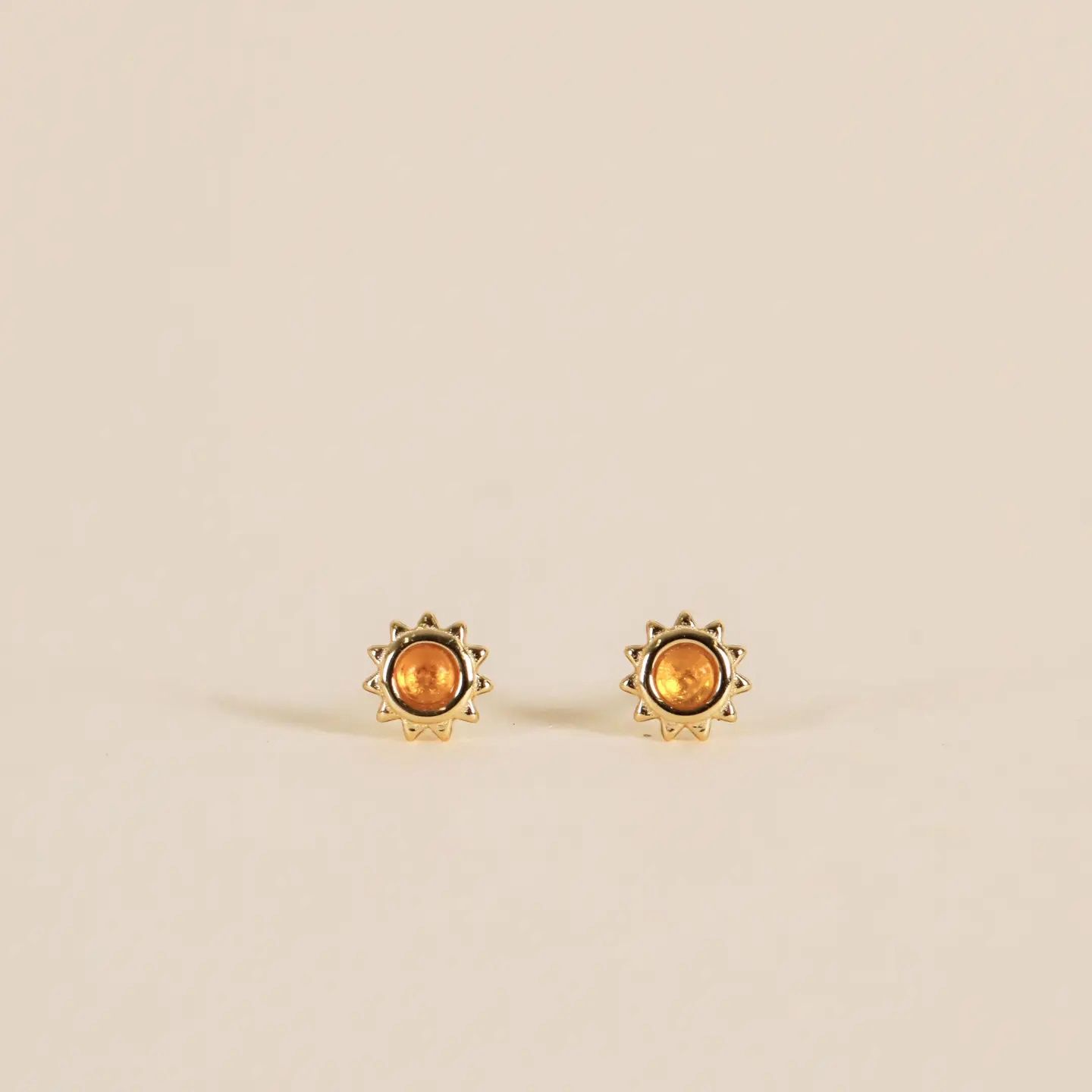 Sun Stud Earrings, Material: Amber