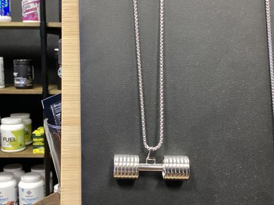 BP Large straight barbell necklace