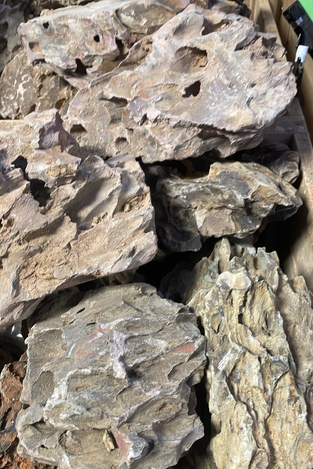 CRS DRAGON STONE per LB