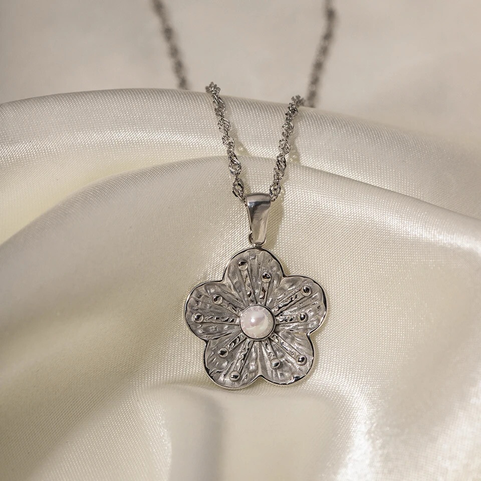 Silver Flower Set