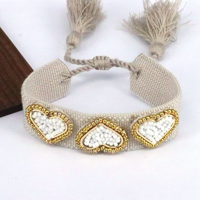 White Hearta Brazalete