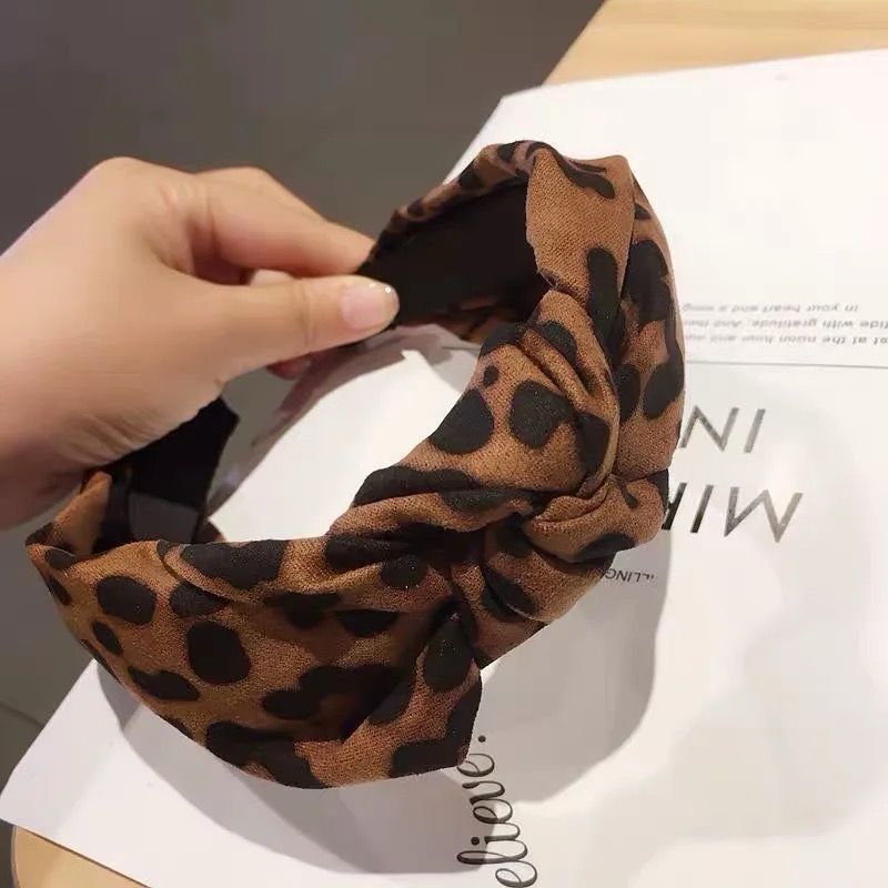 Brown cheetah headband