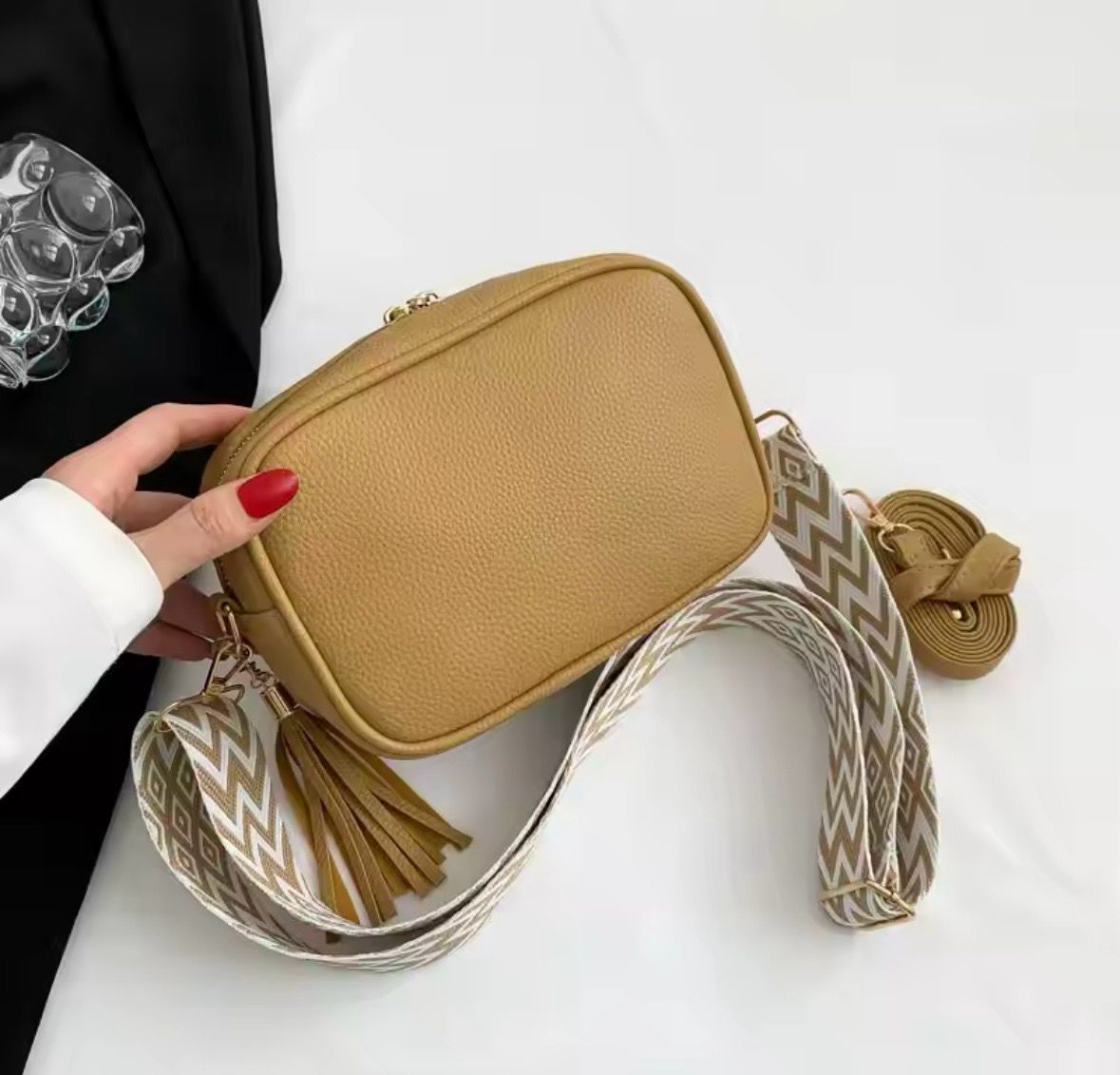 Crossbody Camel