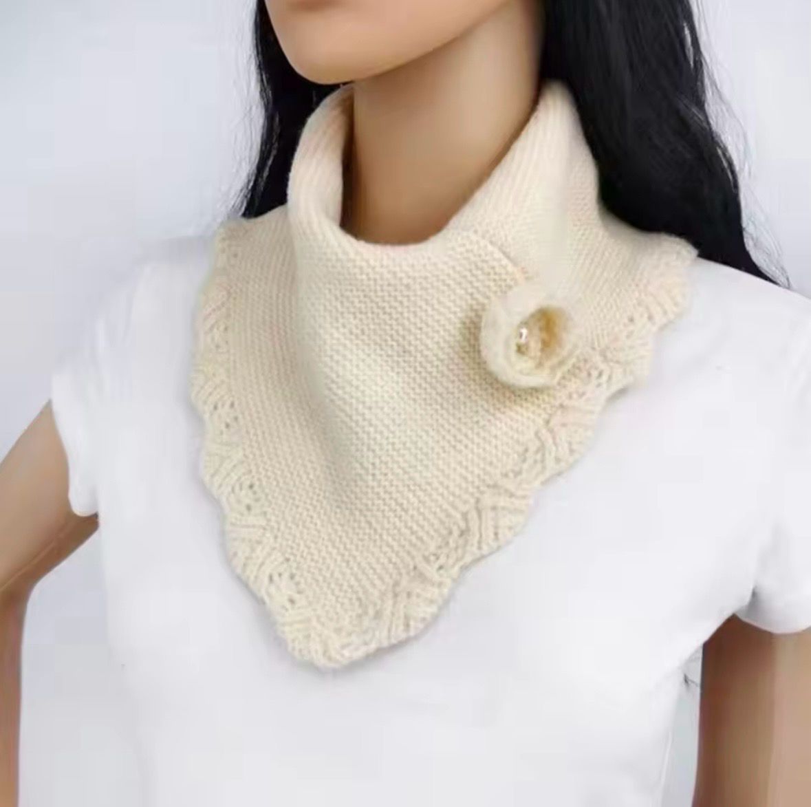 Cuello Beige