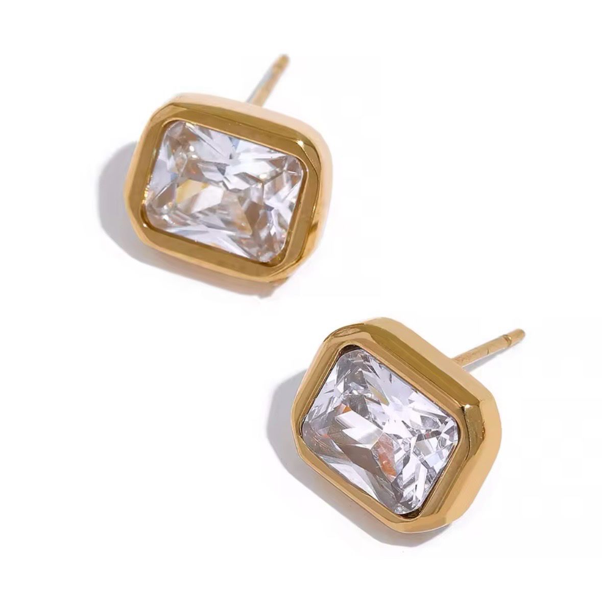 Studs Blancos
