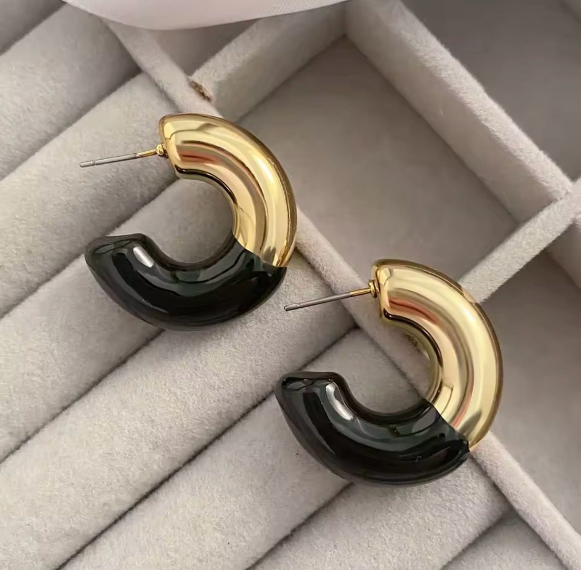 Hoops Esmaltadas Negras