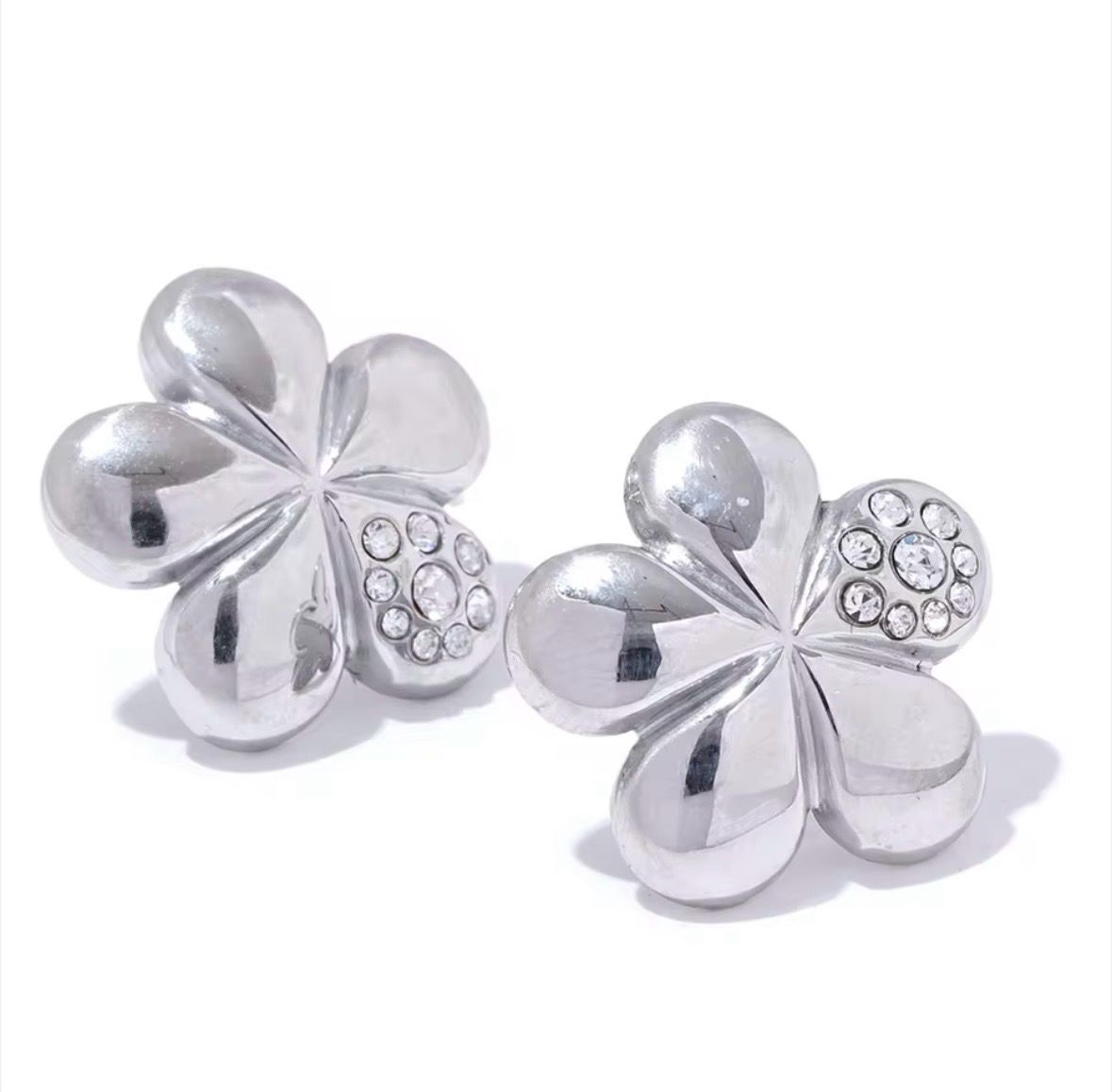 Stud Flower Silver