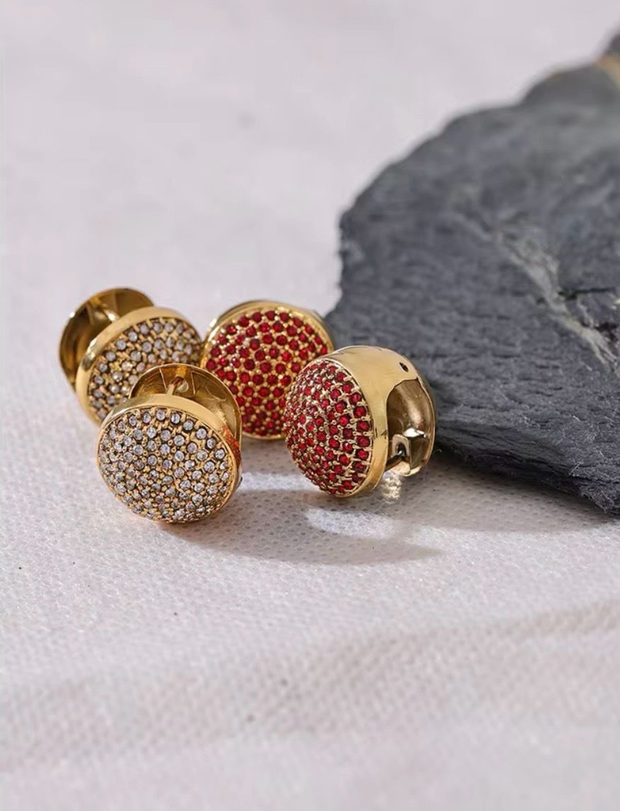 Zirconia Studs