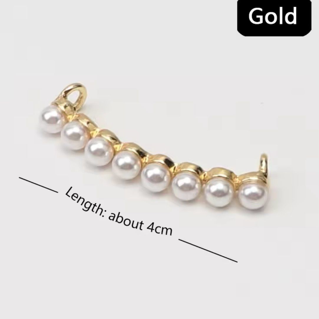 Charm Sneakers Gold Pearls