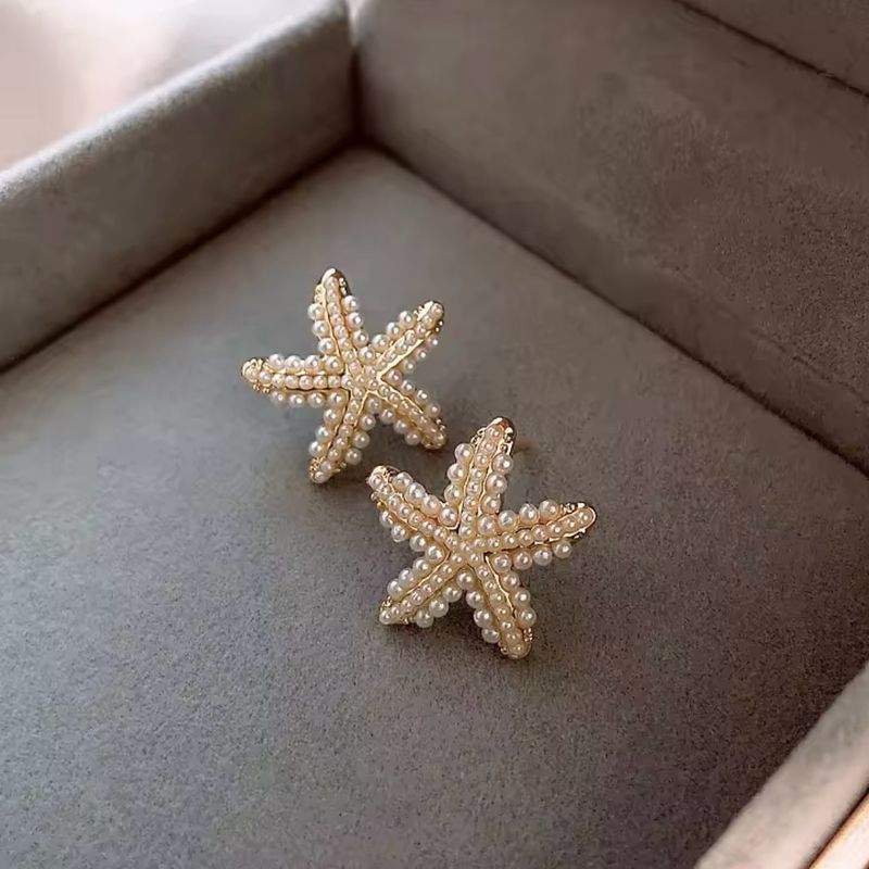 Starfish Pearl Earrings