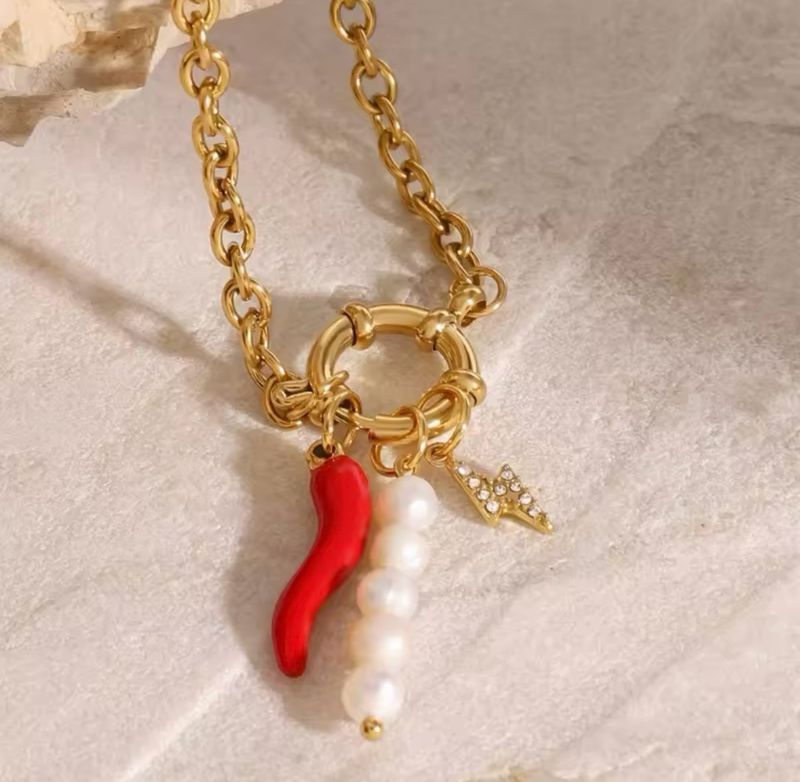 Chili Pearl Bracelet