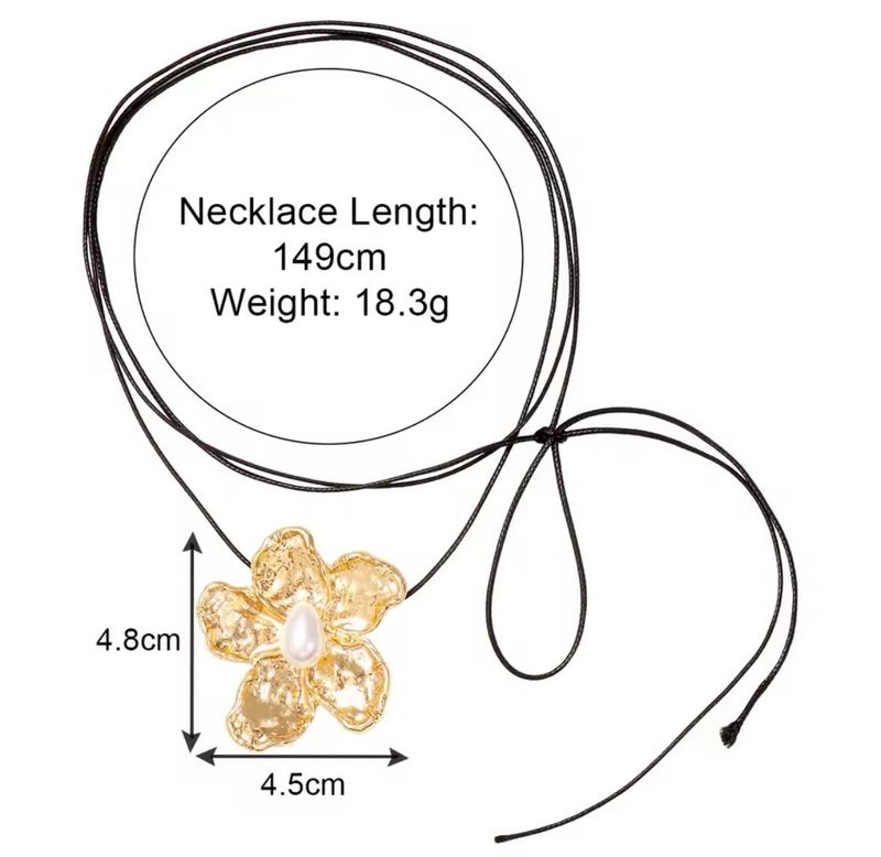 Vintage Necklace Flower