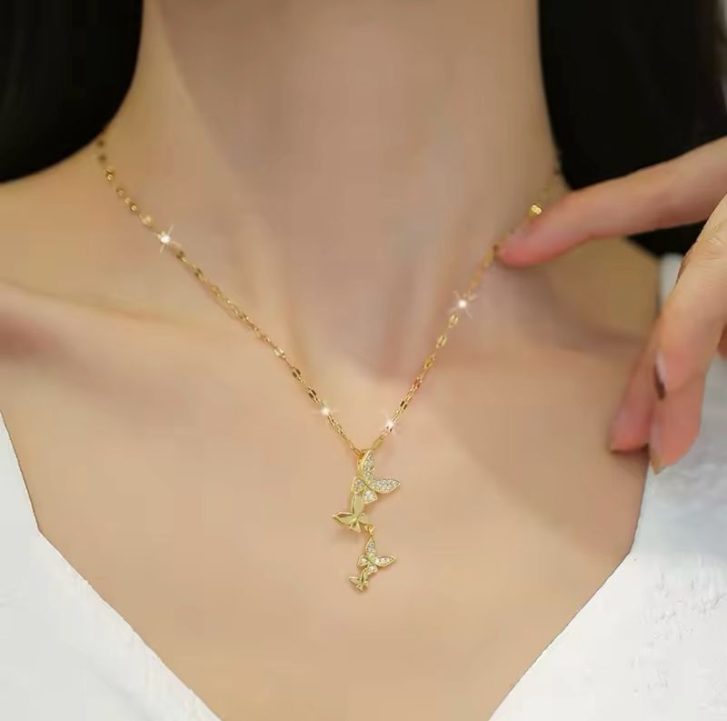 Classy Butterflies Necklace