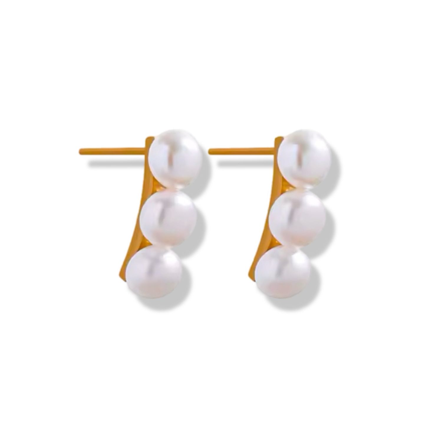 Pearls Studs