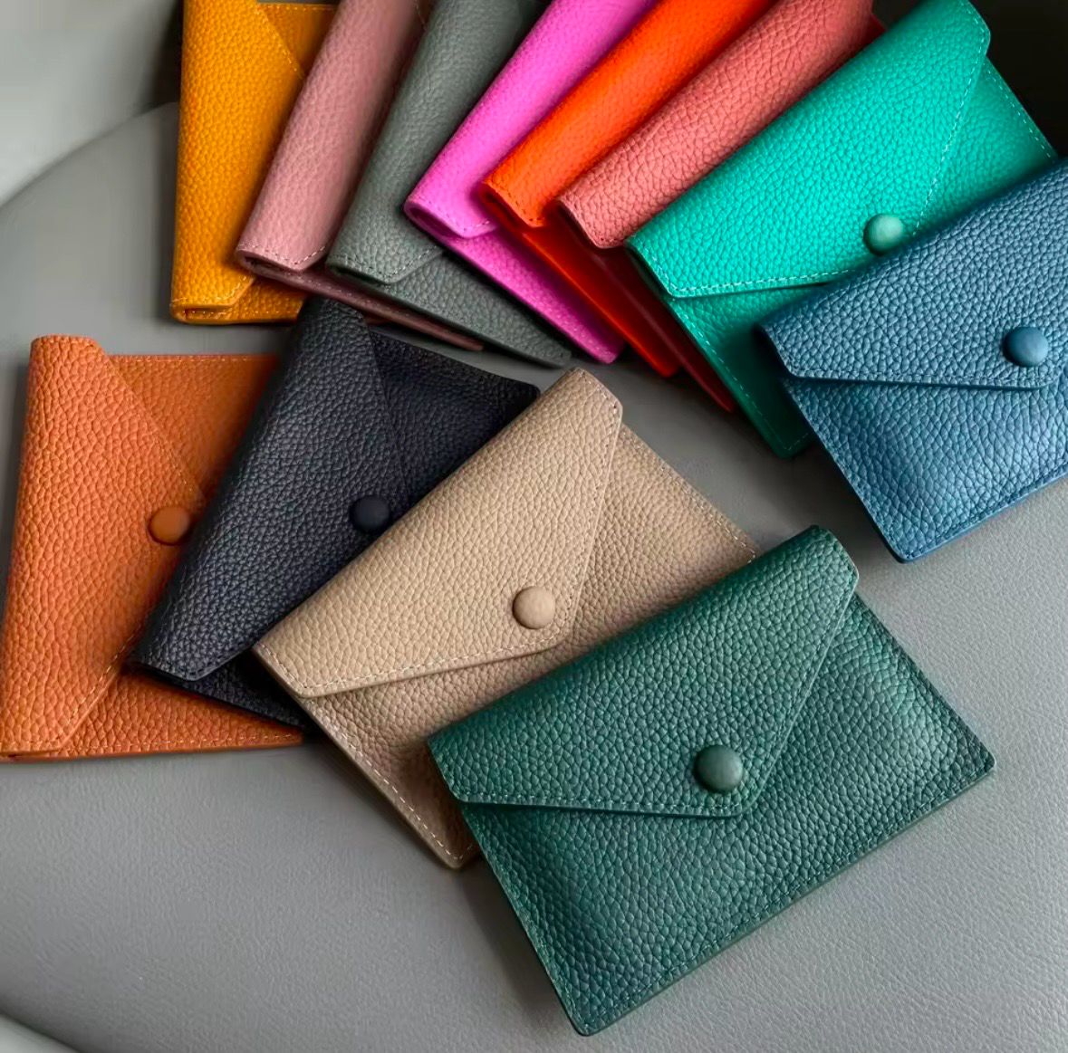 Tarjetero-Monedero de Cuero