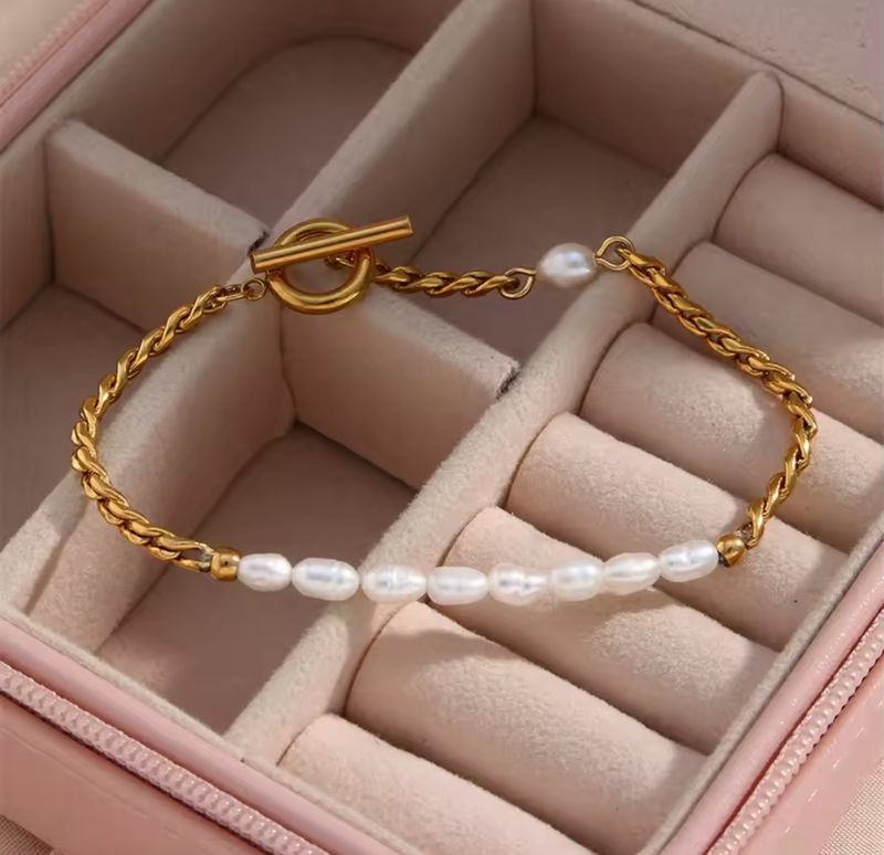 Natural Pearls Bracelet