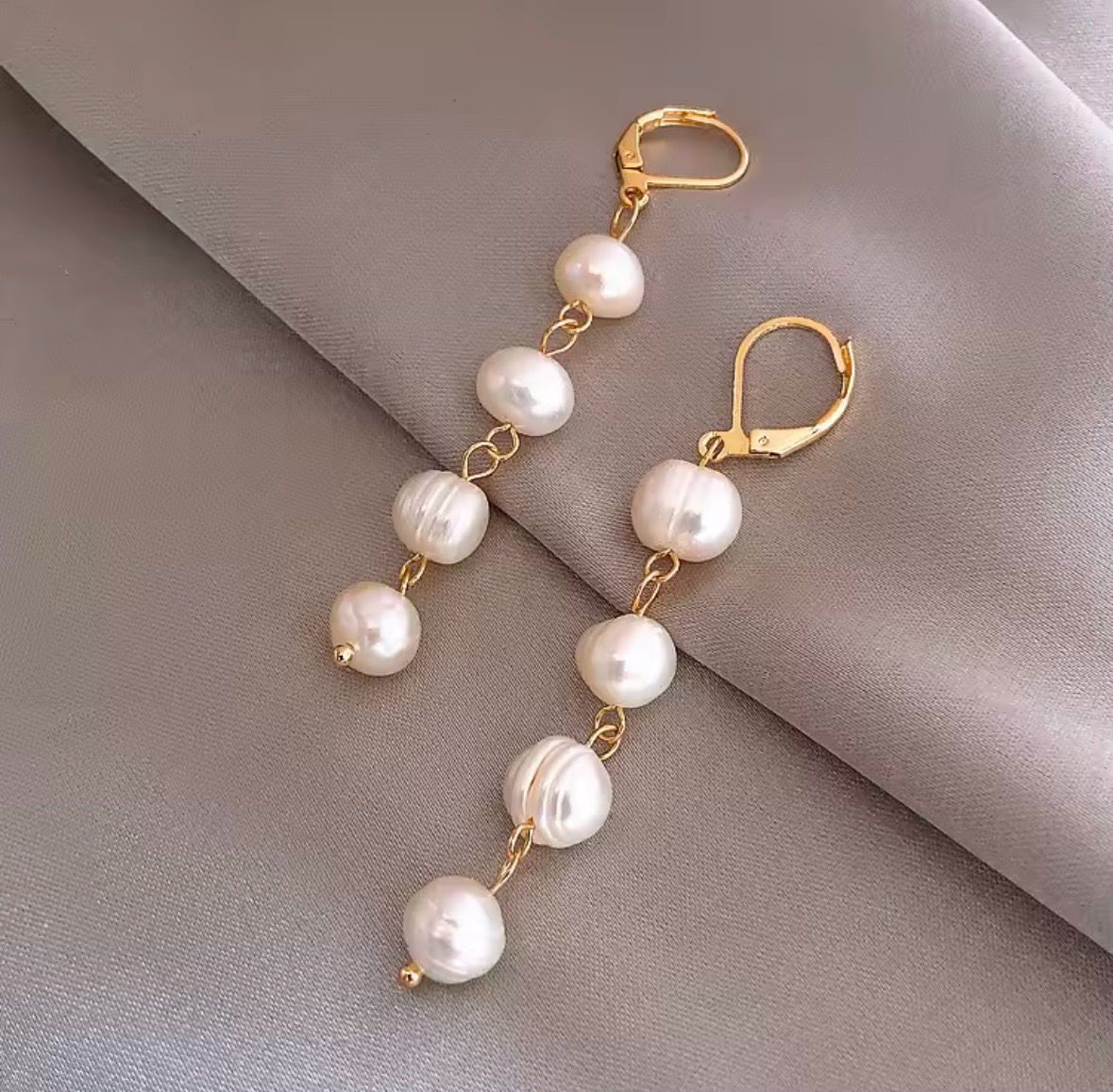 Pearls Earrings