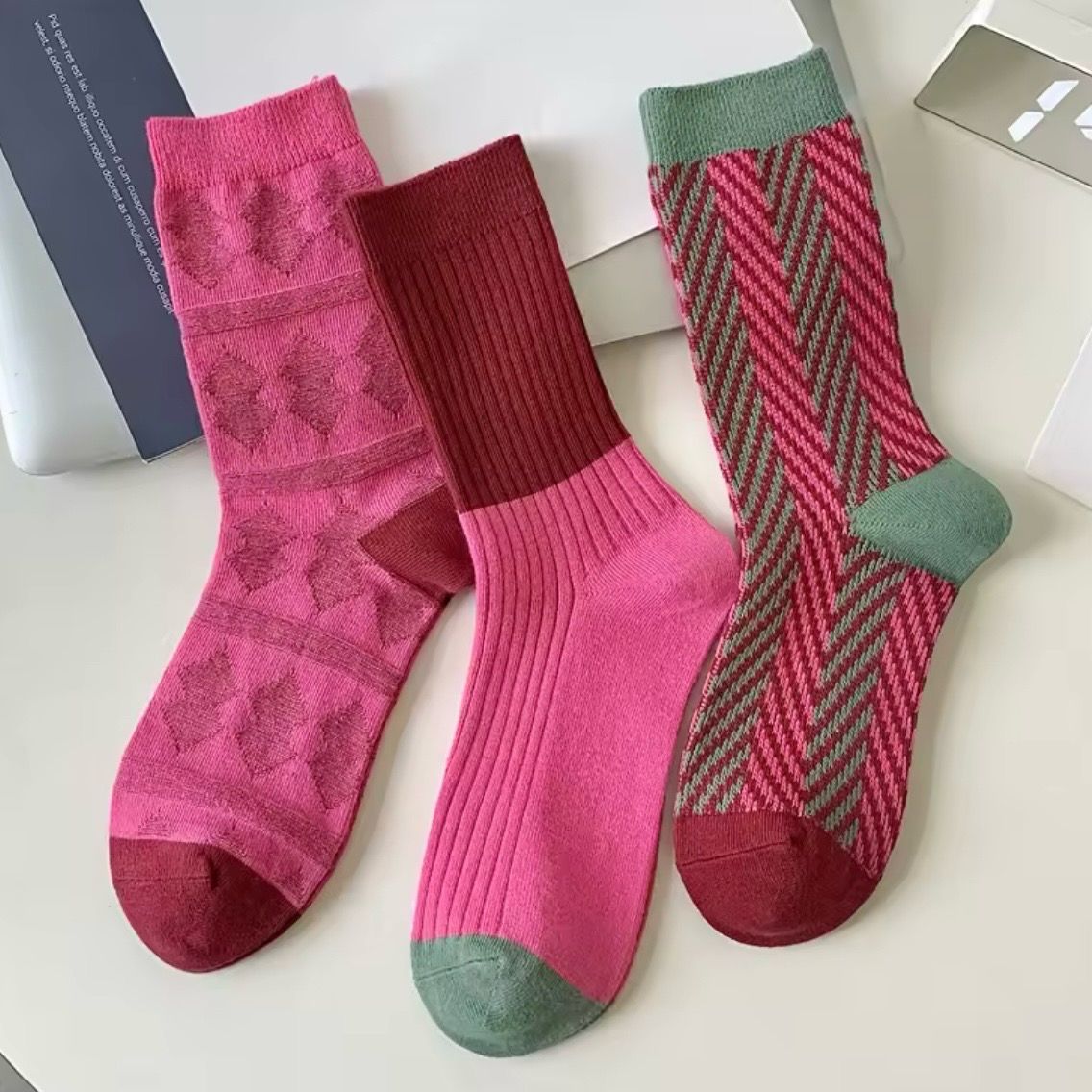 Fucsia Socks