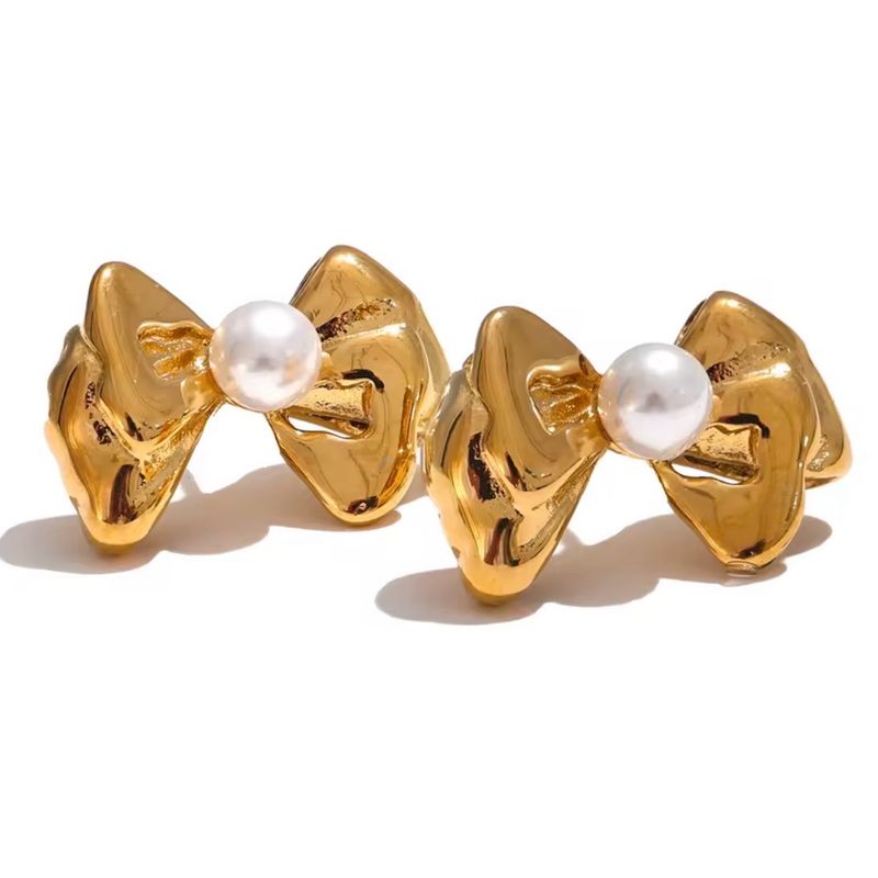 Pearl Bows Studs