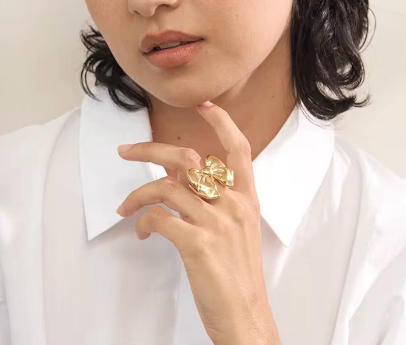 Bow Ring