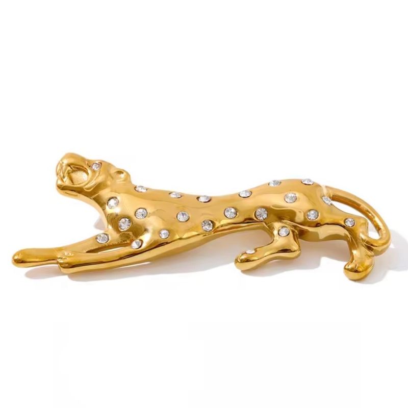Leopard diamond brooch