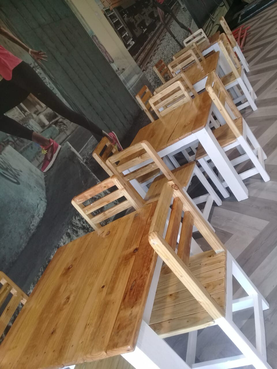 Alic restaurant table &amp; chairs set