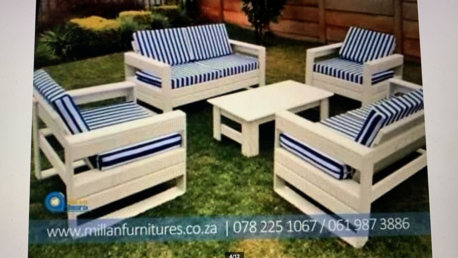  Gravity wooden couches set