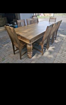 Warren- Dinning Table &amp; Chairs