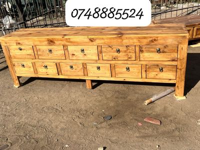 11 Drawer Buffet table