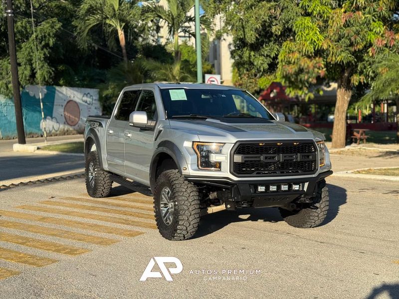 Ford F150 Raptor 2017