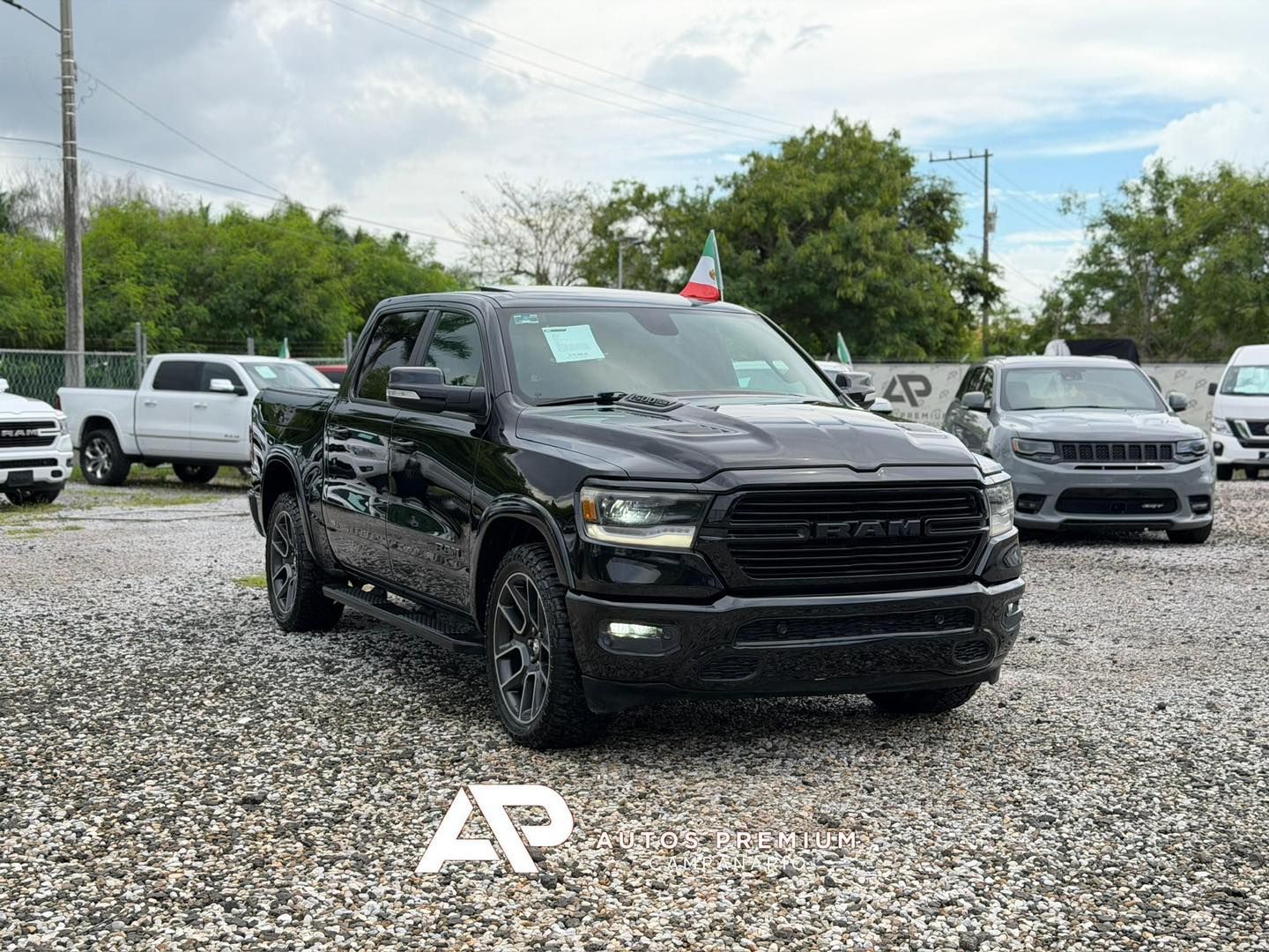 Dodge Ram Laramie Sport 4x4 2019