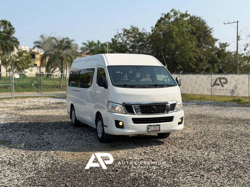 Nissan Urvan 15 PASAJEROS 2017